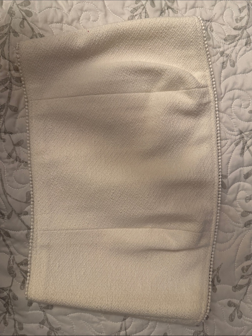 CHANEL Cream Zip-Front Boutique Jacket - Picture 3 of 4